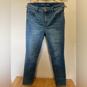 Women’s old navy skinny jeans